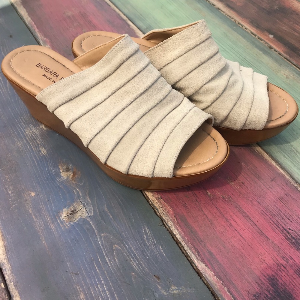❌SOLD❌ Tan Suede Sandals